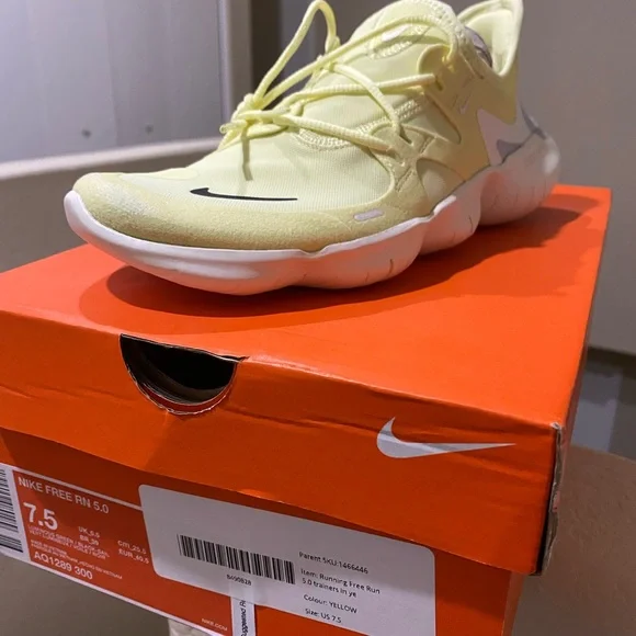 SOLD- Nike Freerun 5.0 - 7.5 - Picture 2 of 5